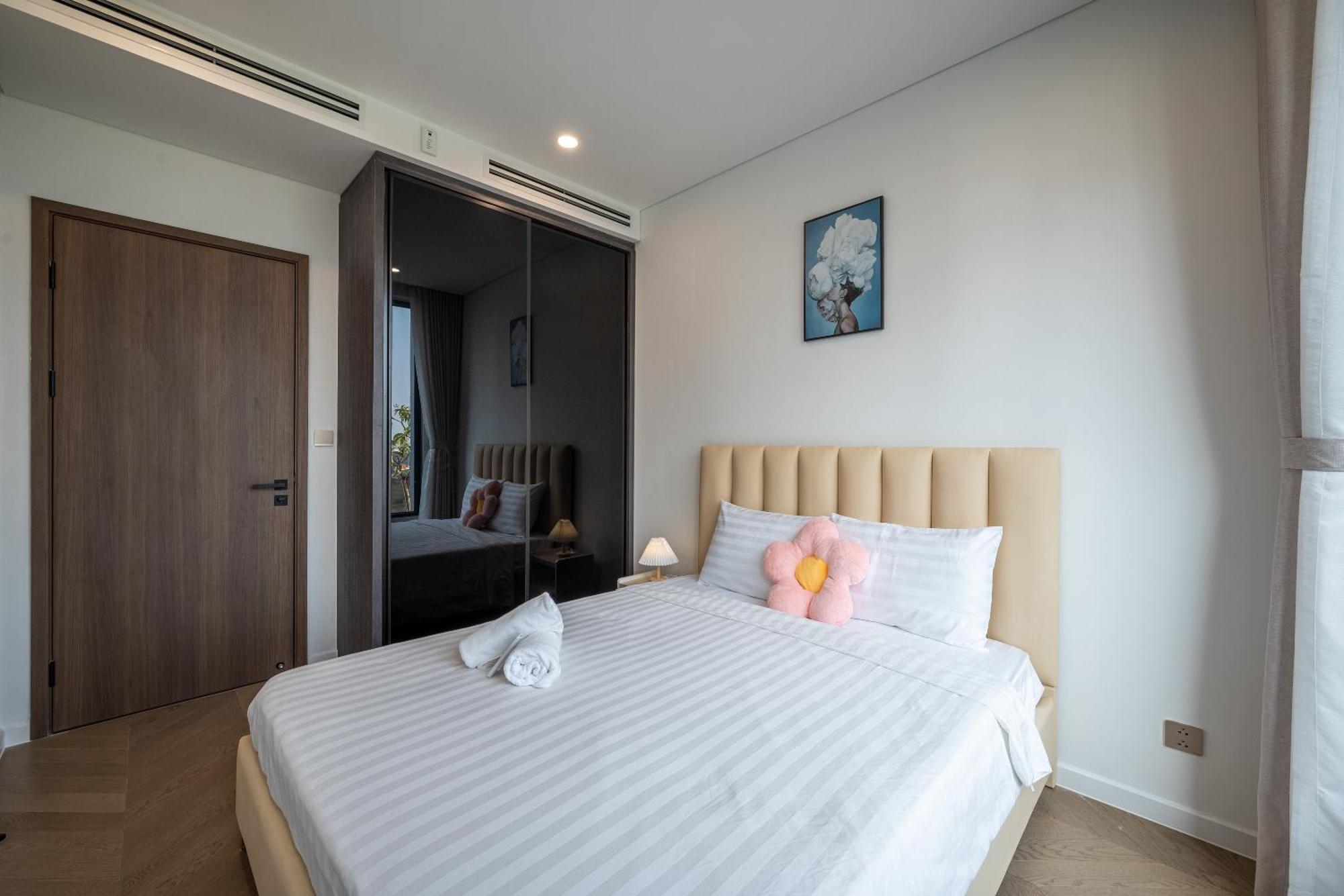 Lumiere Riverside By Aura Luxury Apartment Ho Chi Minh City Exterior photo