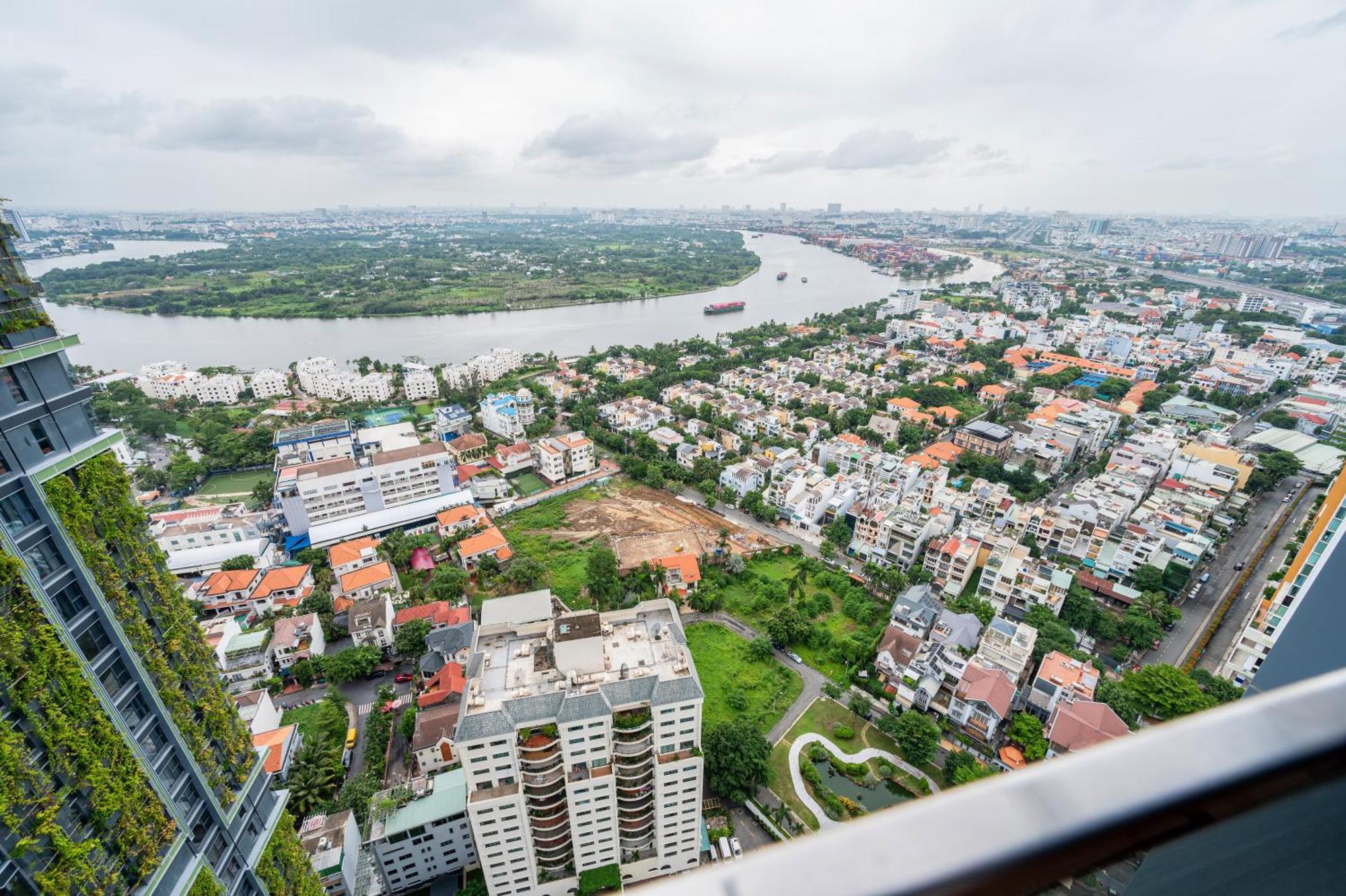 Lumiere Riverside By Aura Luxury Apartment Ho Chi Minh City Exterior photo