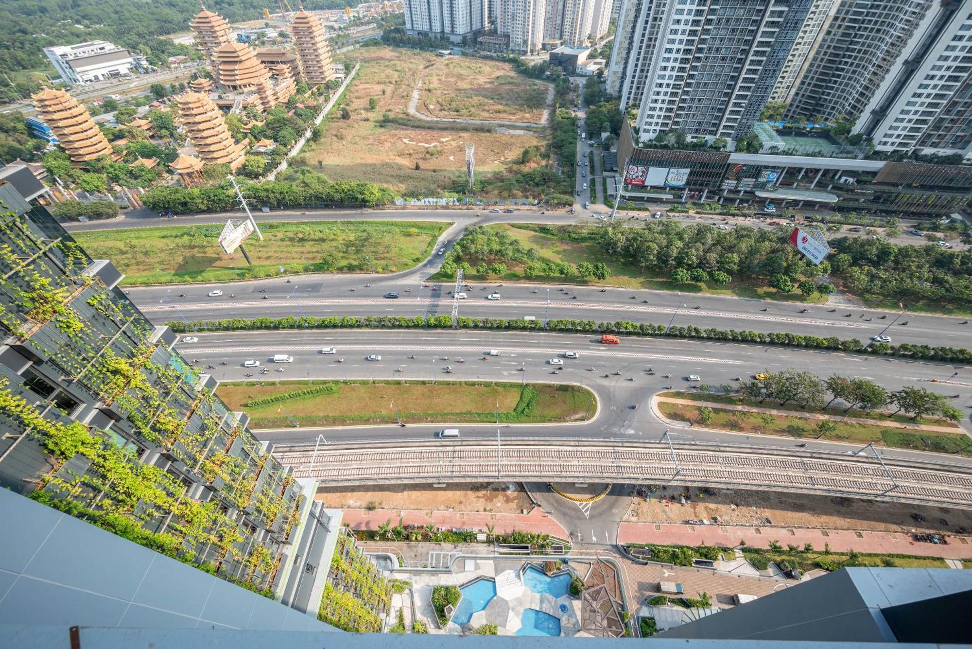 Lumiere Riverside By Aura Luxury Apartment Ho Chi Minh City Exterior photo